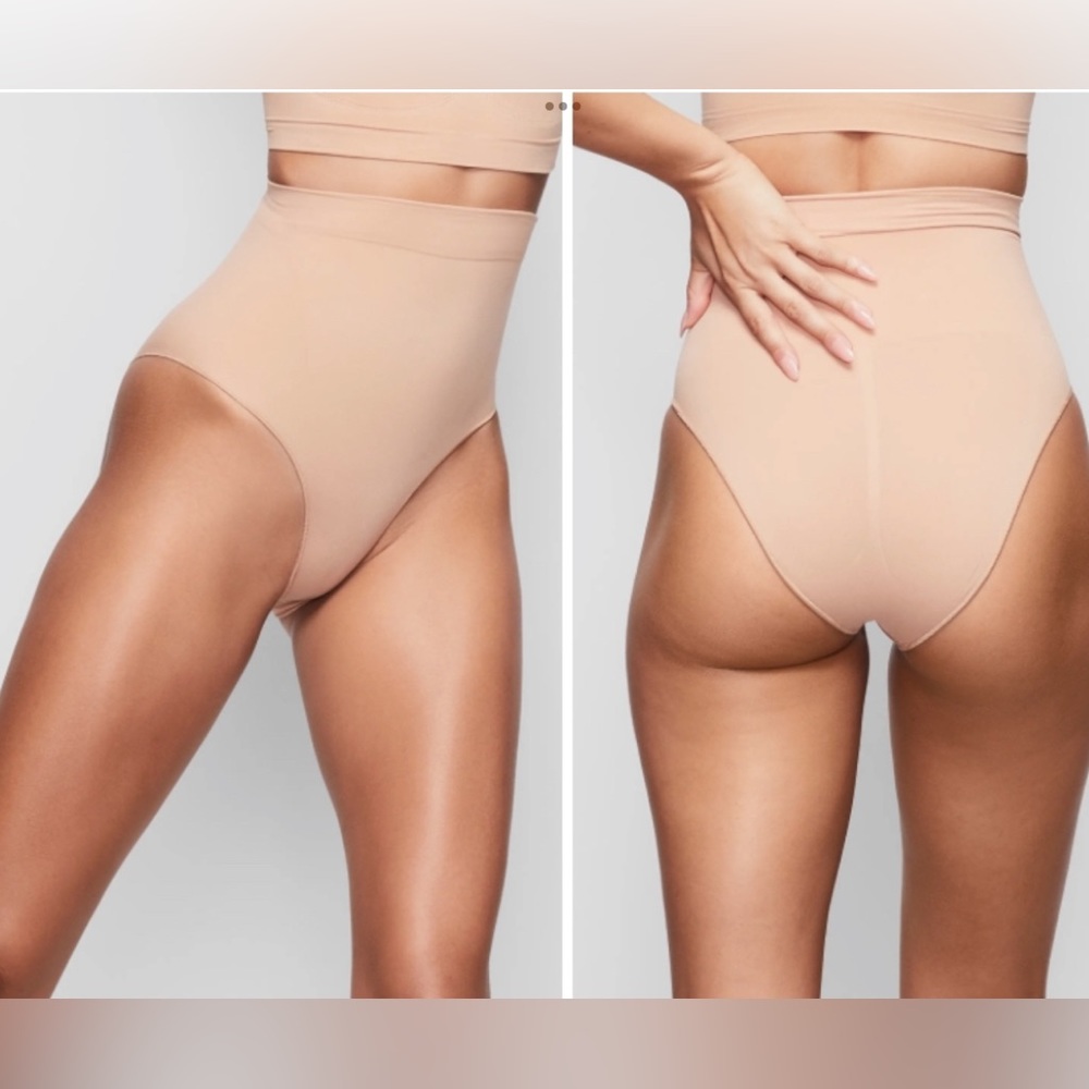 Skims Sculpting Mid Waist Brief Size S/M SH-MWB-0101